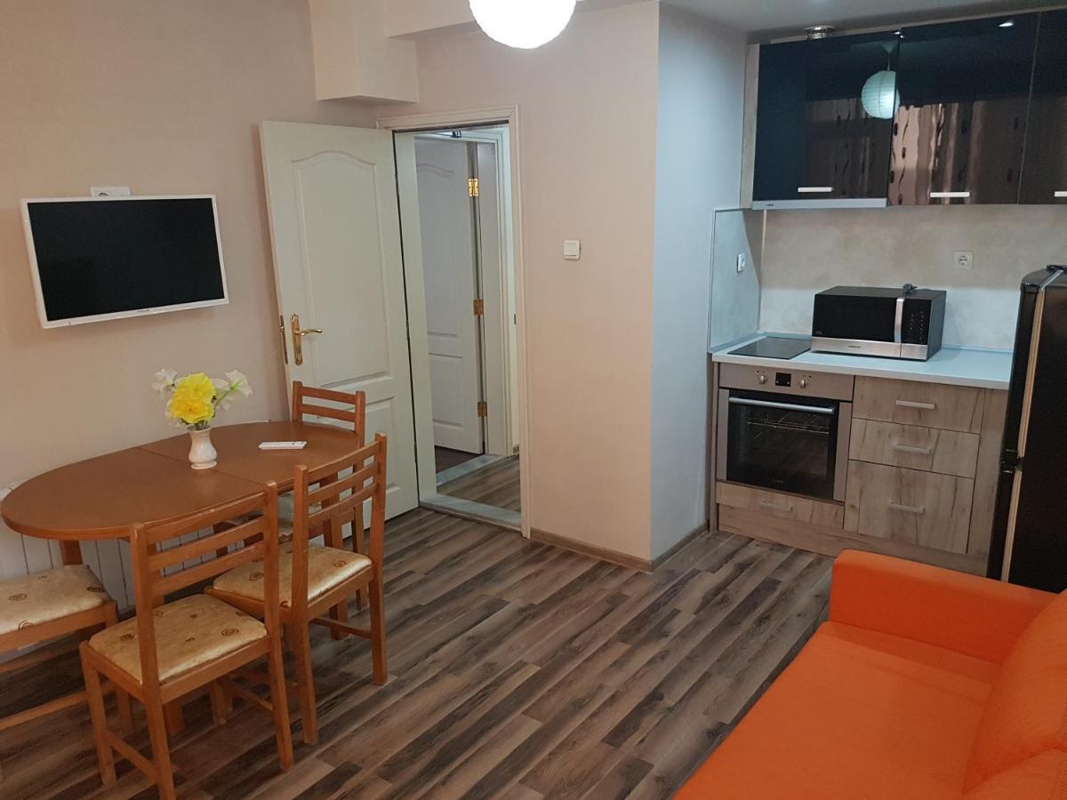 Apartments Eli เนเซบาร์ ภายนอก รูปภาพ